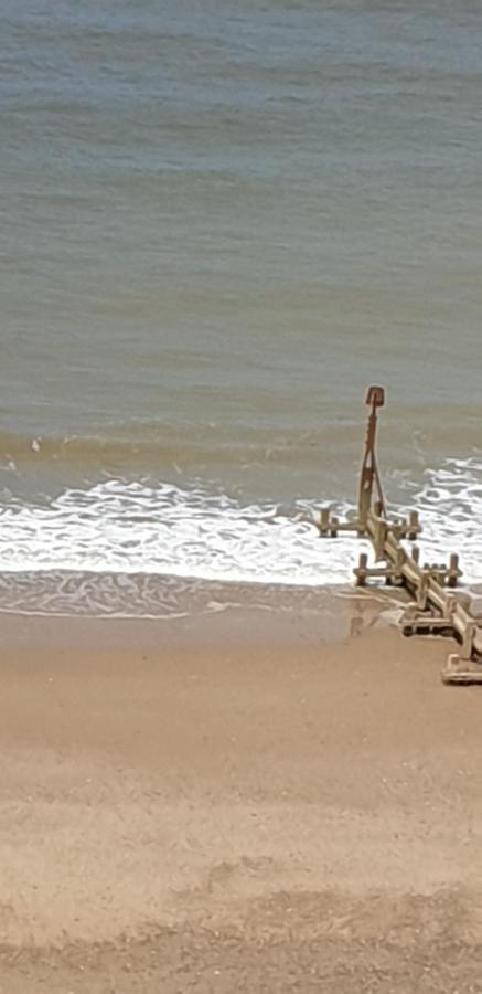 Tranquillity Sea Side Caravan Trimingham Exterior foto